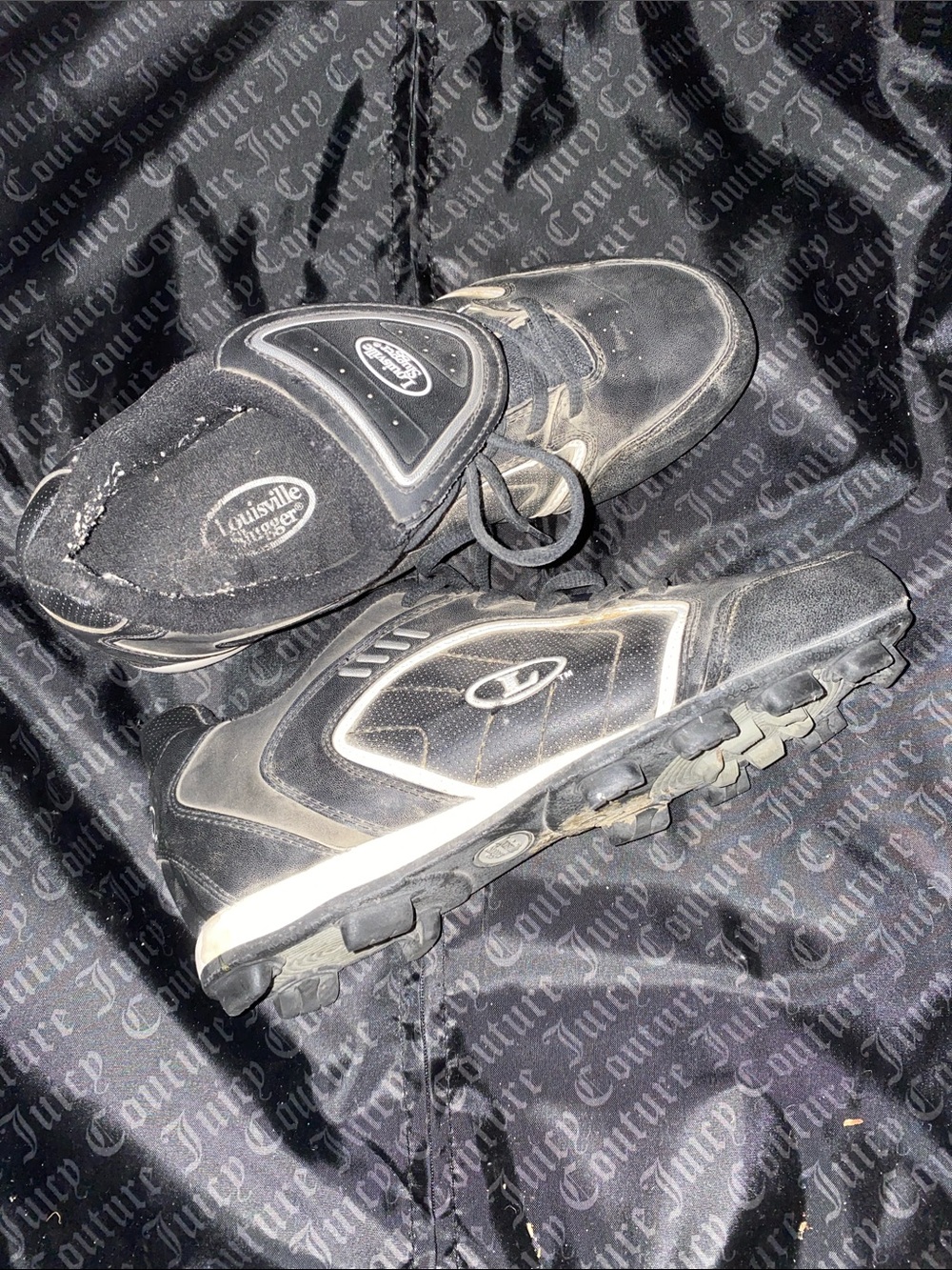Louisville Slugger Black Cleats